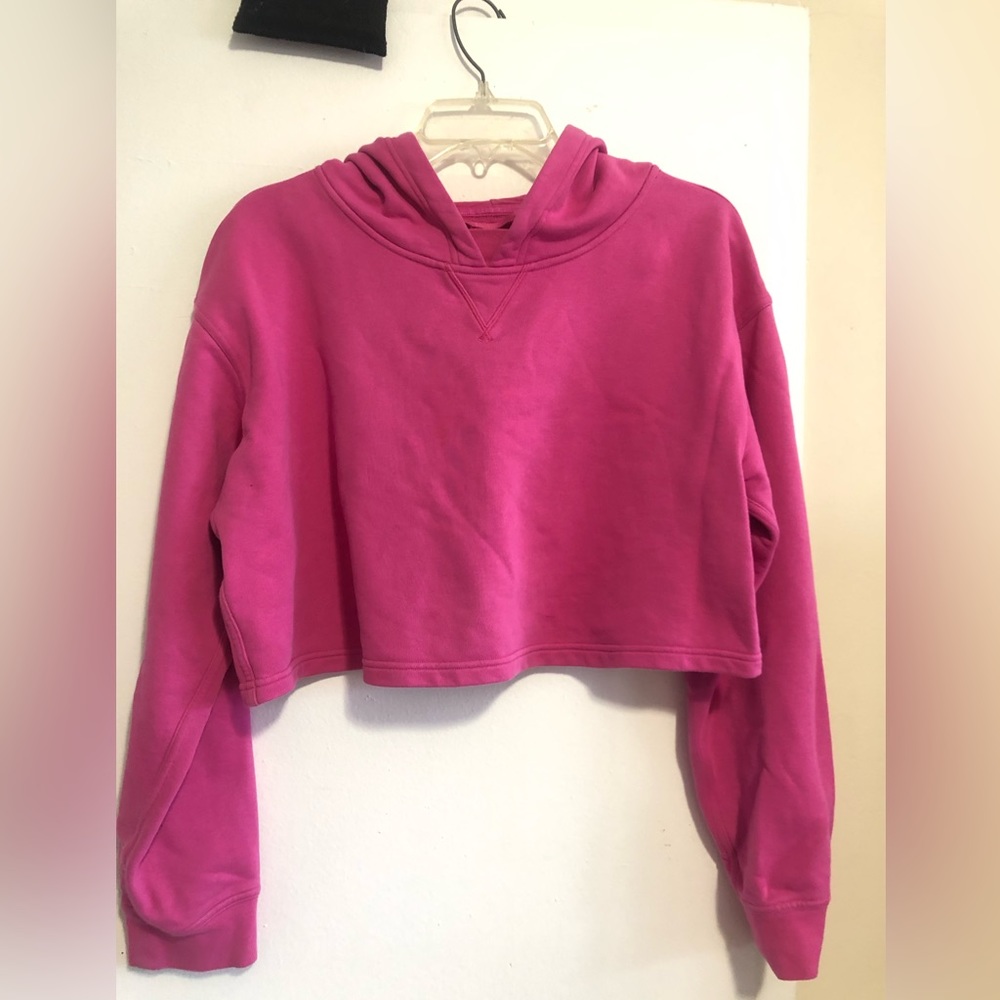 1 Lululemon all yours cropped hoodie maybe sonic pink